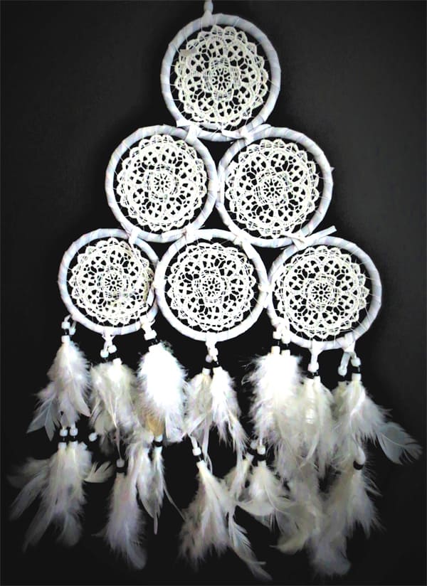 Dream catcher pyramid fabric embroidered white 15cm
