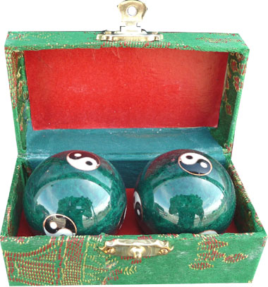 Green ying yang massage balls 4.5cm