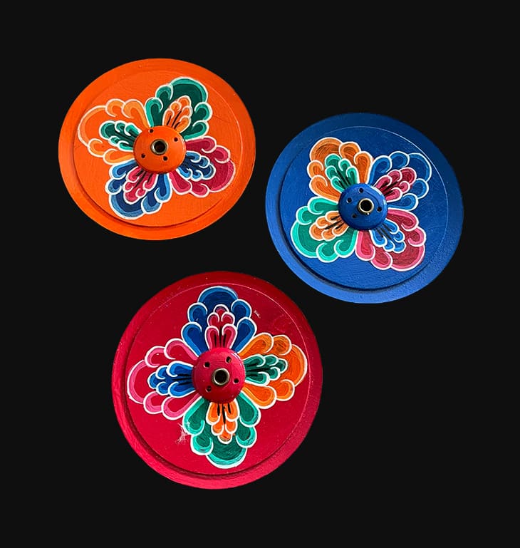 Tibetan incense holder in round painted wood Flower 9.50cm