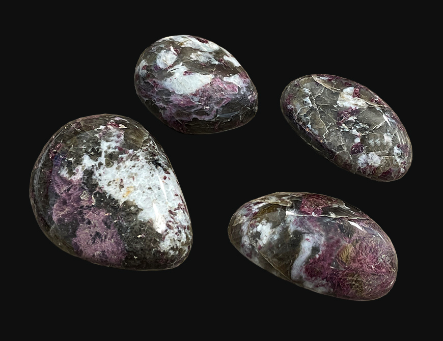 Purple Rubis AB Large tumbled stones 500g