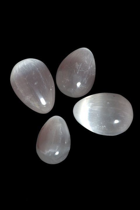 Selenite Egg 200g