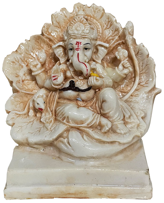 Resin Beige Ganesha 13cm