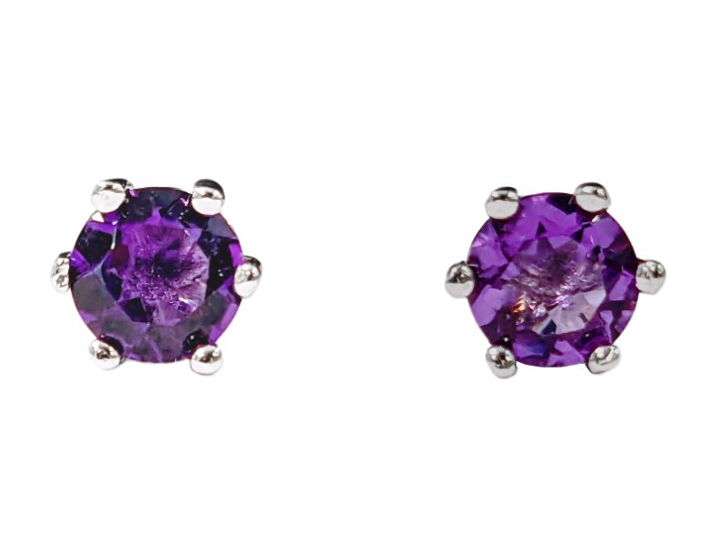 Solitaire Earrings in White Copper Faceted Amethyst AA stud