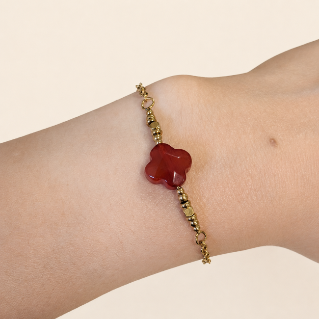 Carnelian A Lucky Bracelet – Clover