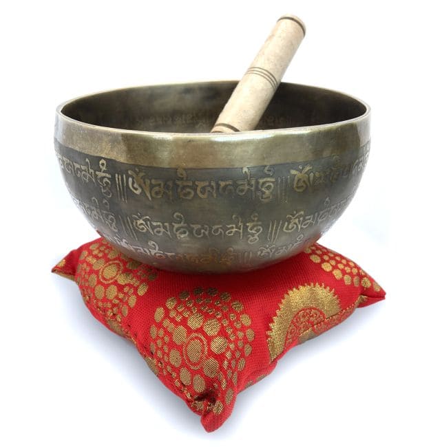 Red square cushion for singing bowl 15 cm