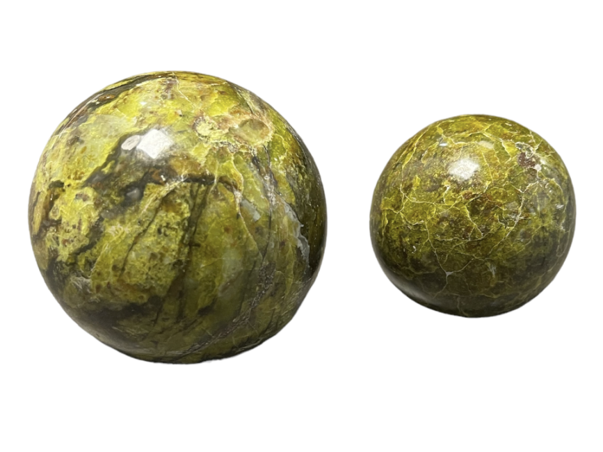 2 Green Opal Spheres 1.064 k