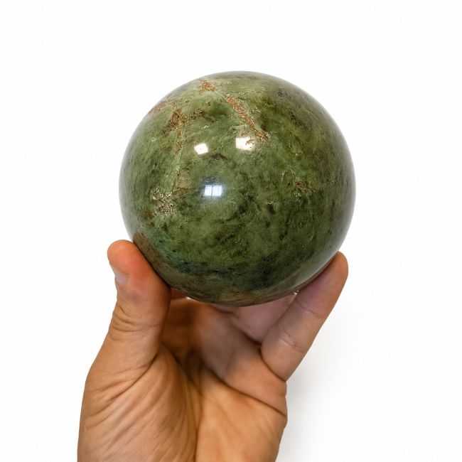 Polished serpentine sphere 1.040kg