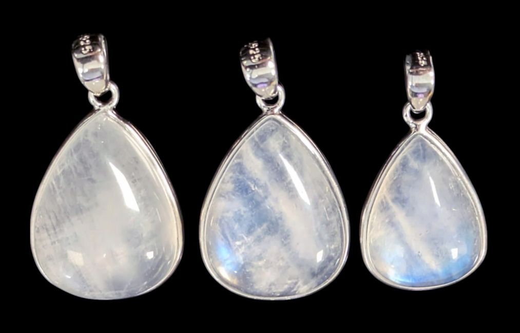 incense at 925 Silver Pendant White Moonstone AAA 3 Pieces 5.33g