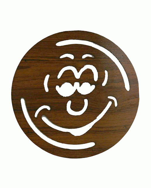 18cm Smiley Face Wooden Magnetic Sign for HMD999