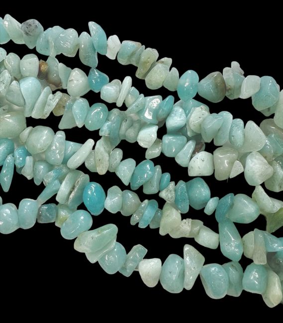 Amazonite A chips 5-8mm on a 80cm thread