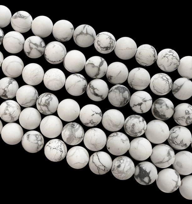 Howlite A matt beads 6mm on a 40cm thread