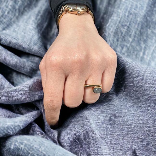 Adjustable bronze ring with semi precious stones