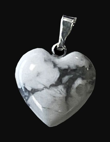 Howlite Heart Pendant 15mm x10