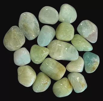 Aquamarine A tumbled stone 2-3cm 250g