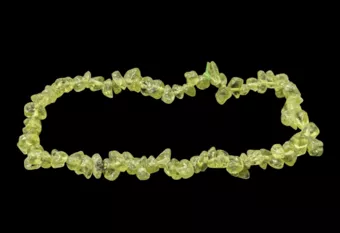 Peridot A+ chips bracelet 18cm
