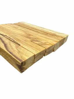 Palo santo A+ premium 1 kg in equal cut sticks