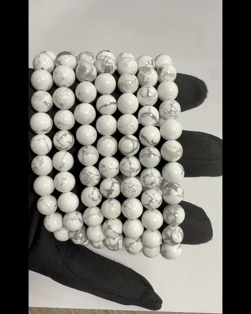 Howlite 8mm A pearls bracelet