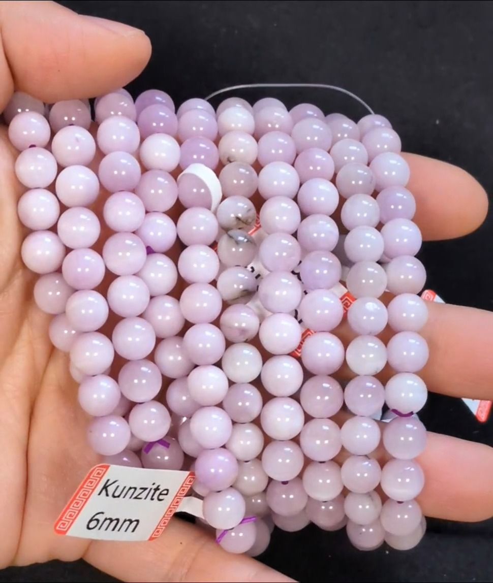 Kunzite bracelet with beads 6.5-7.5mm