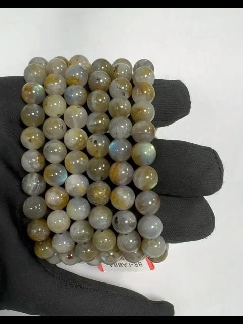 A grade Labradorite 8mm pearls bracelet
