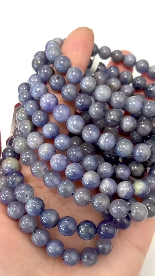 Tanzanite 7.5-8.5mm A pearls bracelet