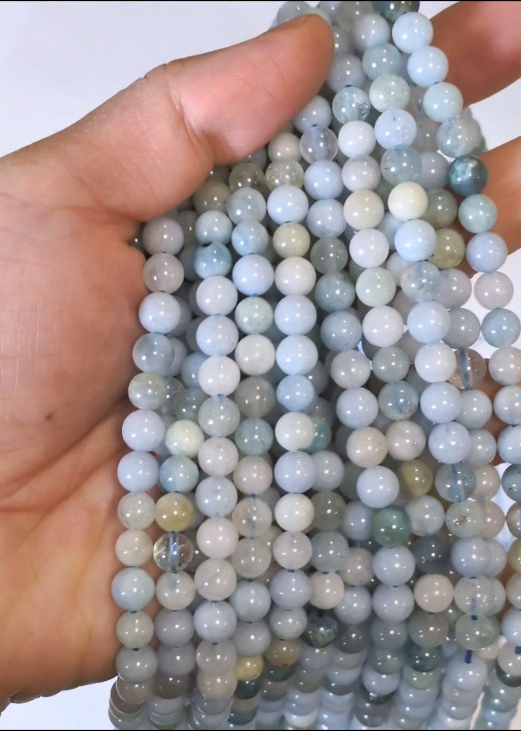 Multicolored Aquamarine beads, 6mm, on a 40cm strand