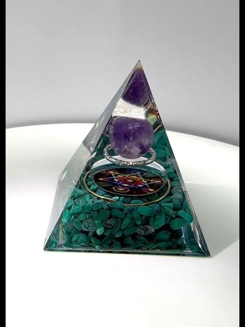 Orgonite Pyramid Amethyst & Malachite Metatron